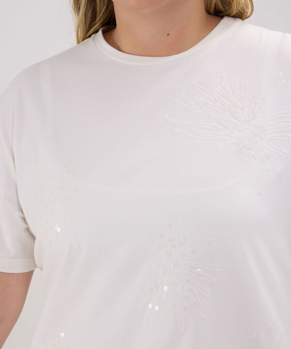 Camiseta Unicolor Con Bordado A Tono image number null