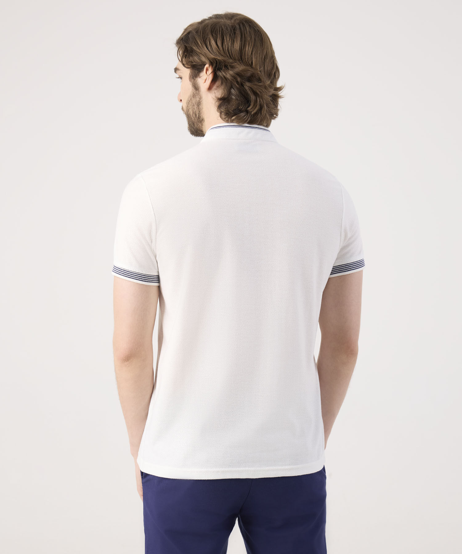 Polo Cuello Mao Unicolor Con Bolsillo Ribete