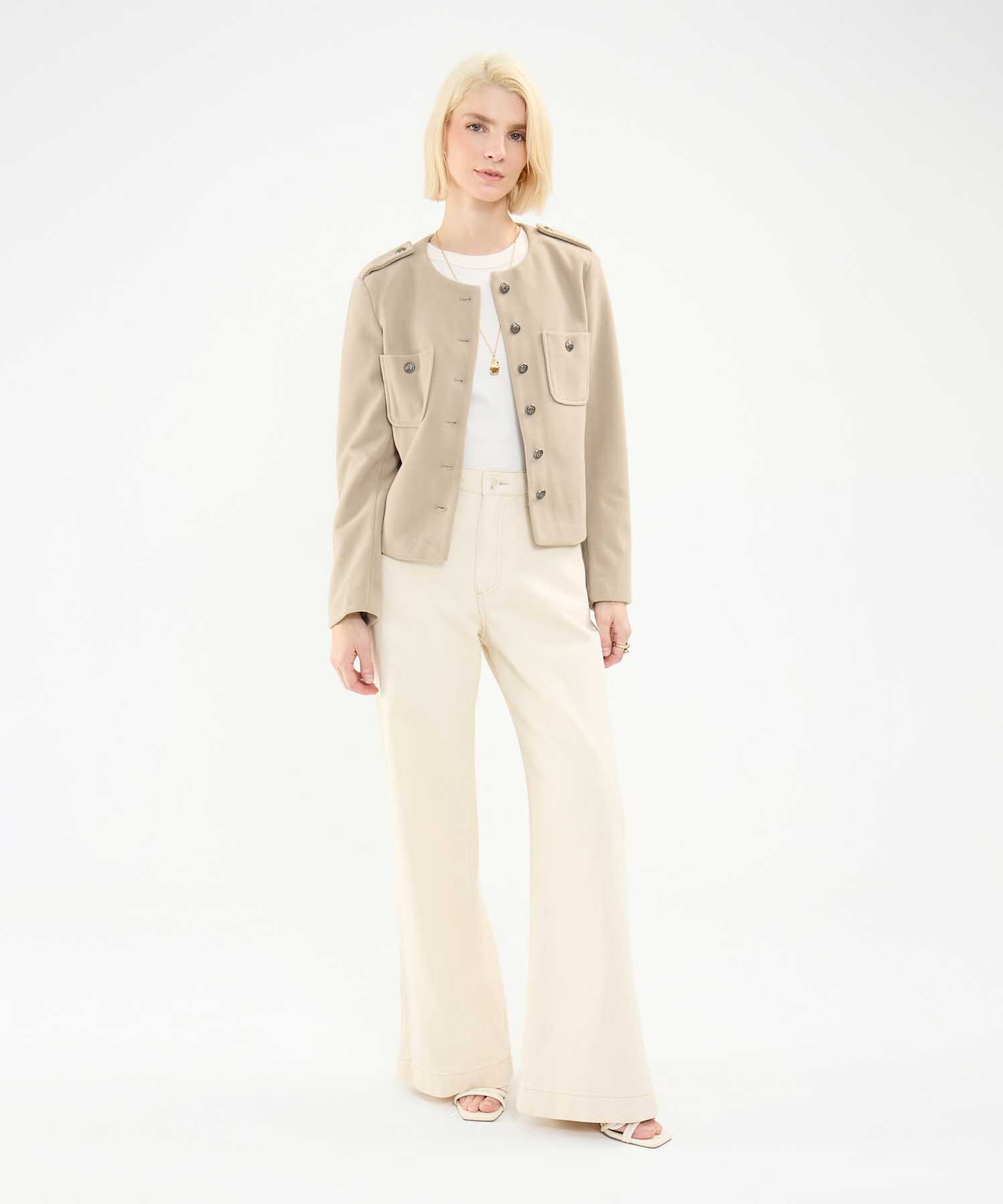 Chaqueta Tipo Militar