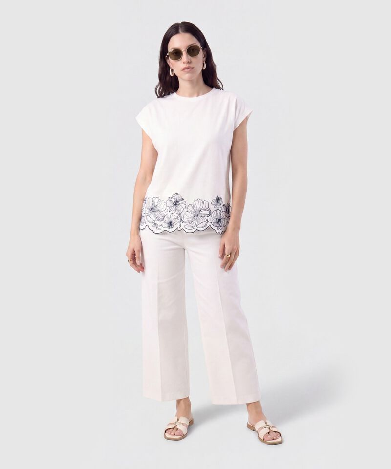 Camiseta con Detalle en Borde Para Mujer