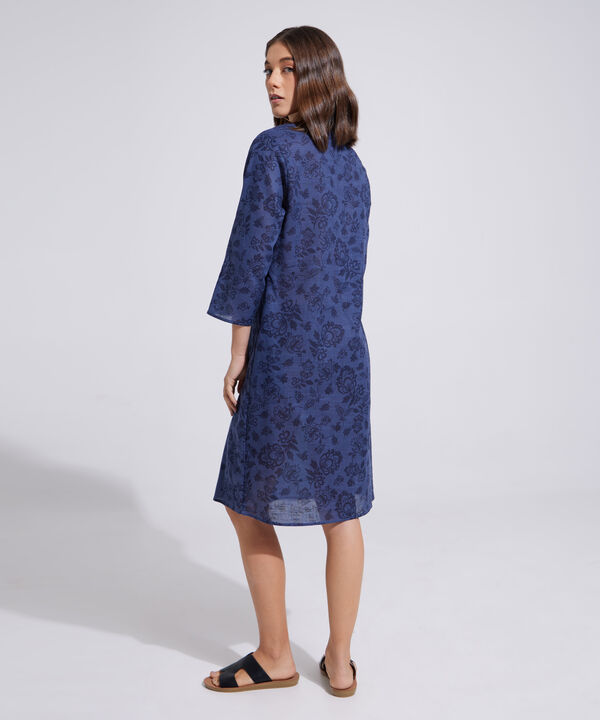 Vestido Estampado Manga 3/4 Con Cuello Herradura Y Bolsillos En Costados