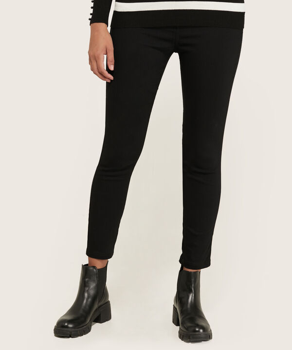 Pantalon 5 Bolsillos Unicolor En Drill image number null