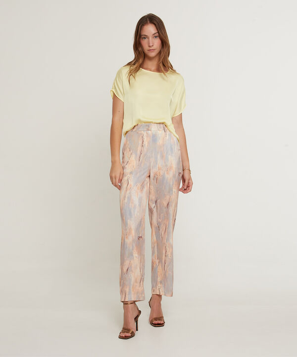 Blusa Unicolor, Manga Corta Rodada Escote Redondo