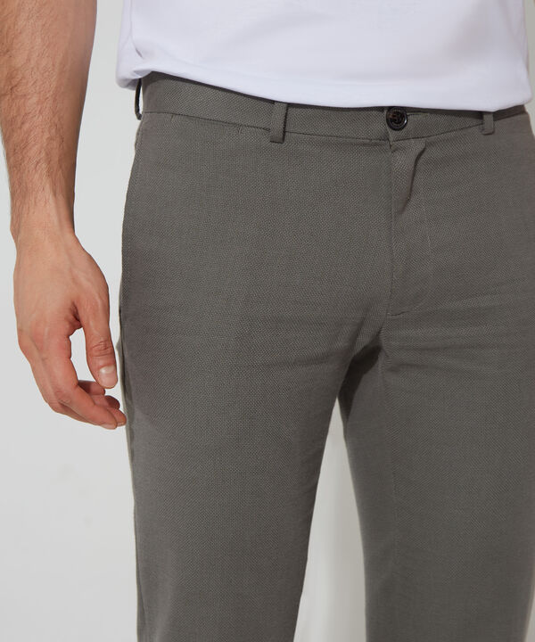 Pantalón Chino Preteñido