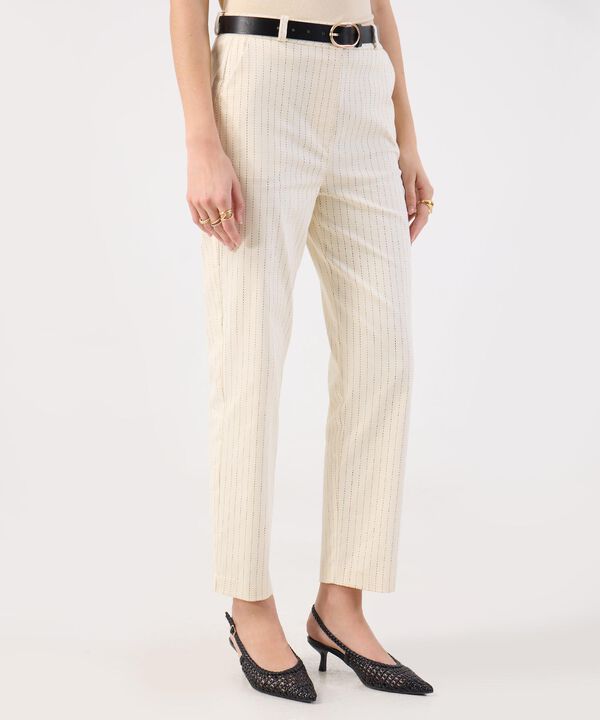 Pantalón Tobillero Ajuste Sastre image number null