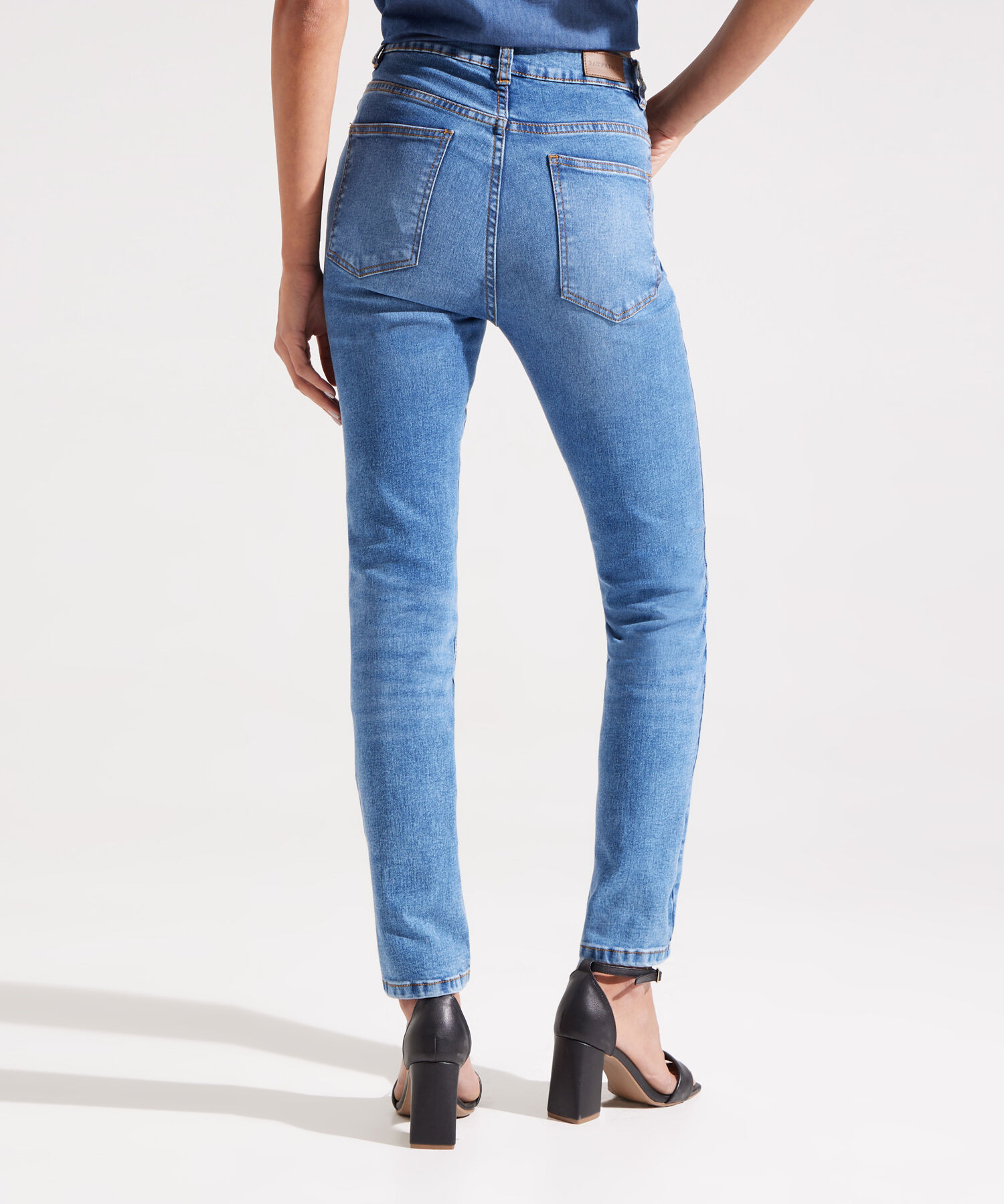 Jean Straight con Desgastes