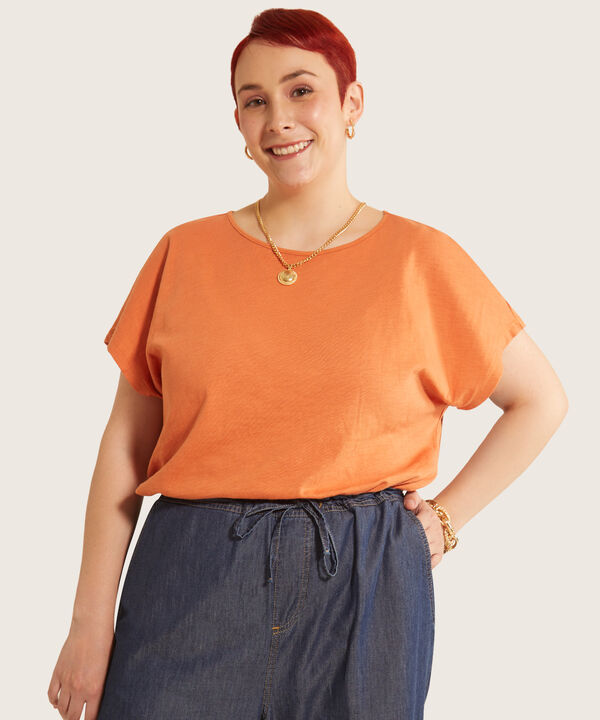 Camiseta Manga Corta Con Encaje En Ruedo