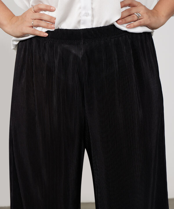 Pantalón Culotte En Tela Plisada