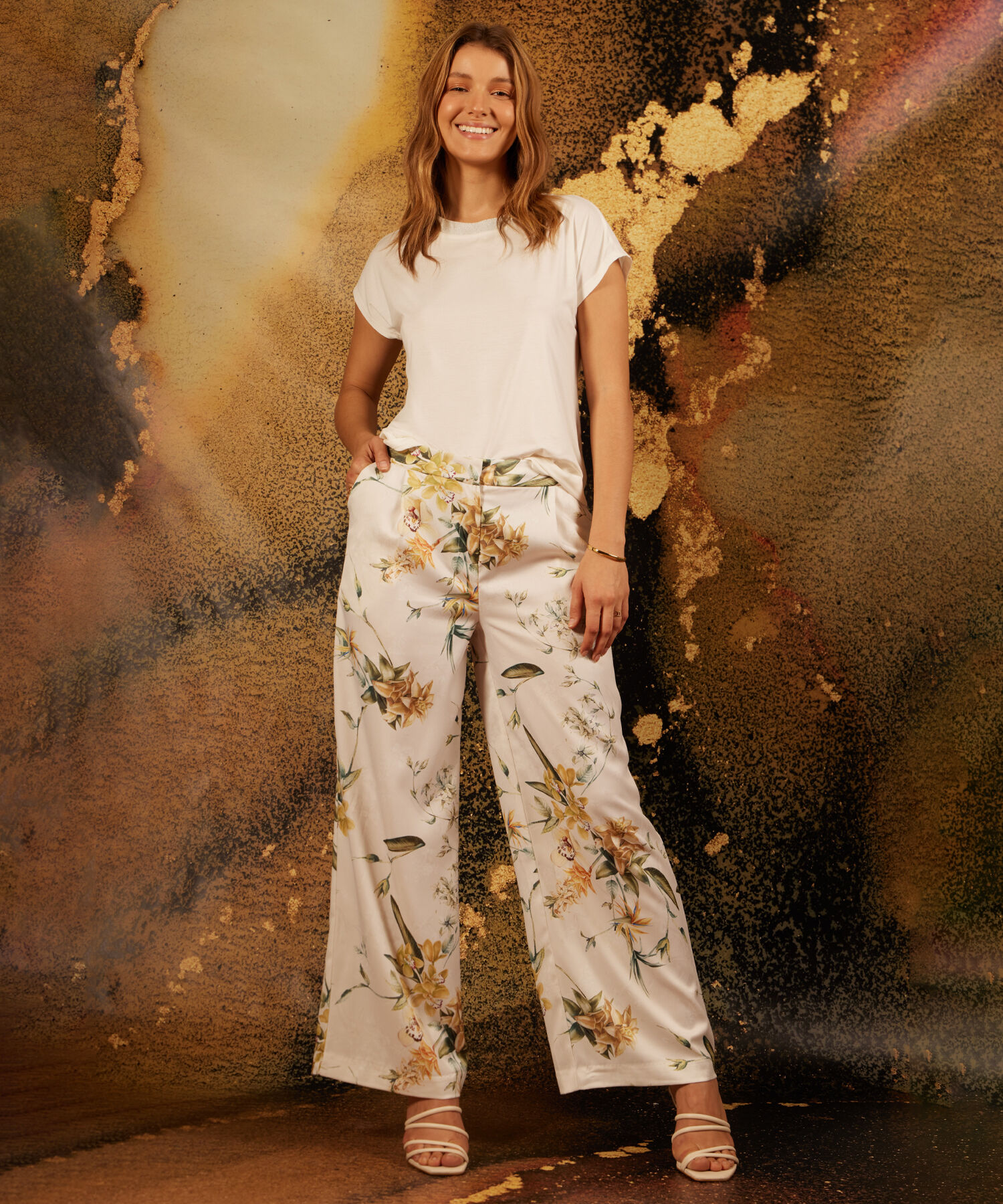 Pantalón Fluido En Satín Unicolor