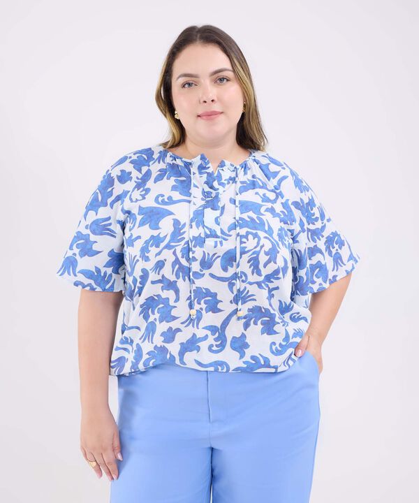 Blusa Estampado de Hojas image number null
