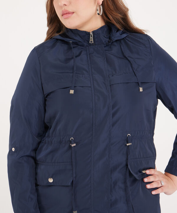 Chaqueta Parka Con Capota, Charreteras Y Cordon De Ajuste