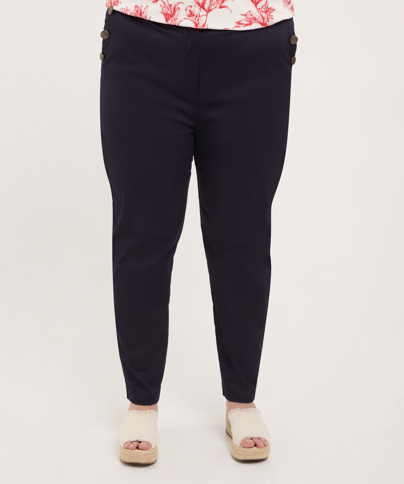 Pantalón Capri Con Botones
