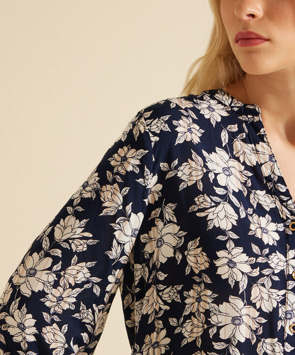 Blusa Manga 3/4 Con Botones En Frente Estampada Monoproducto image number null