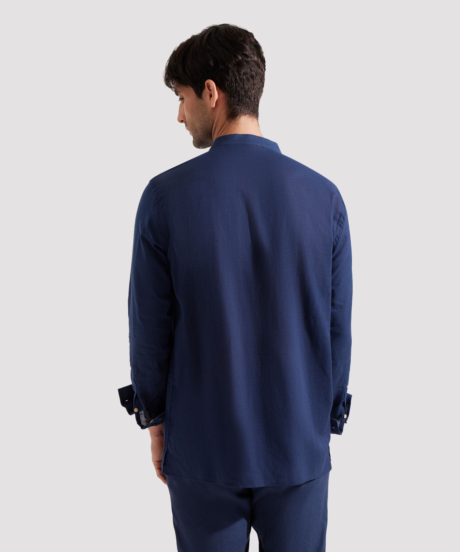 Camisa Manga Larga con Cuello Mao