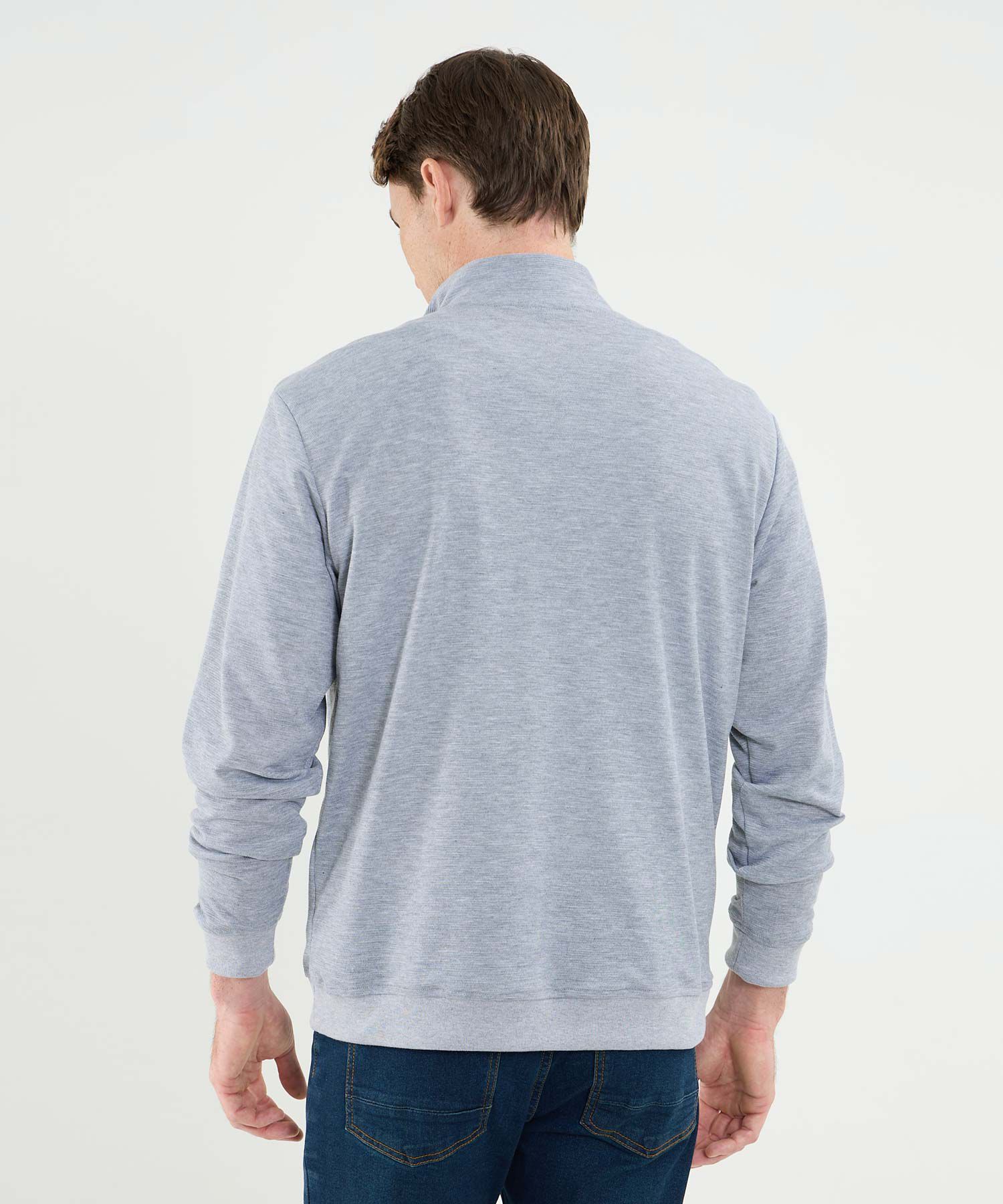 Buso Cuello Alto Con Cortes En Contraste Para Hombre