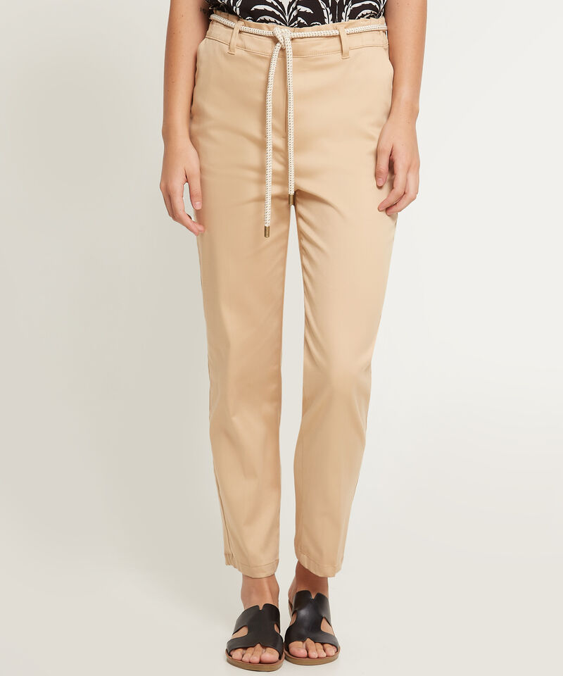 Pantalón Clásico Con Cinturón En Tejido