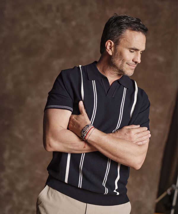 Polo con Cuello V para Hombre