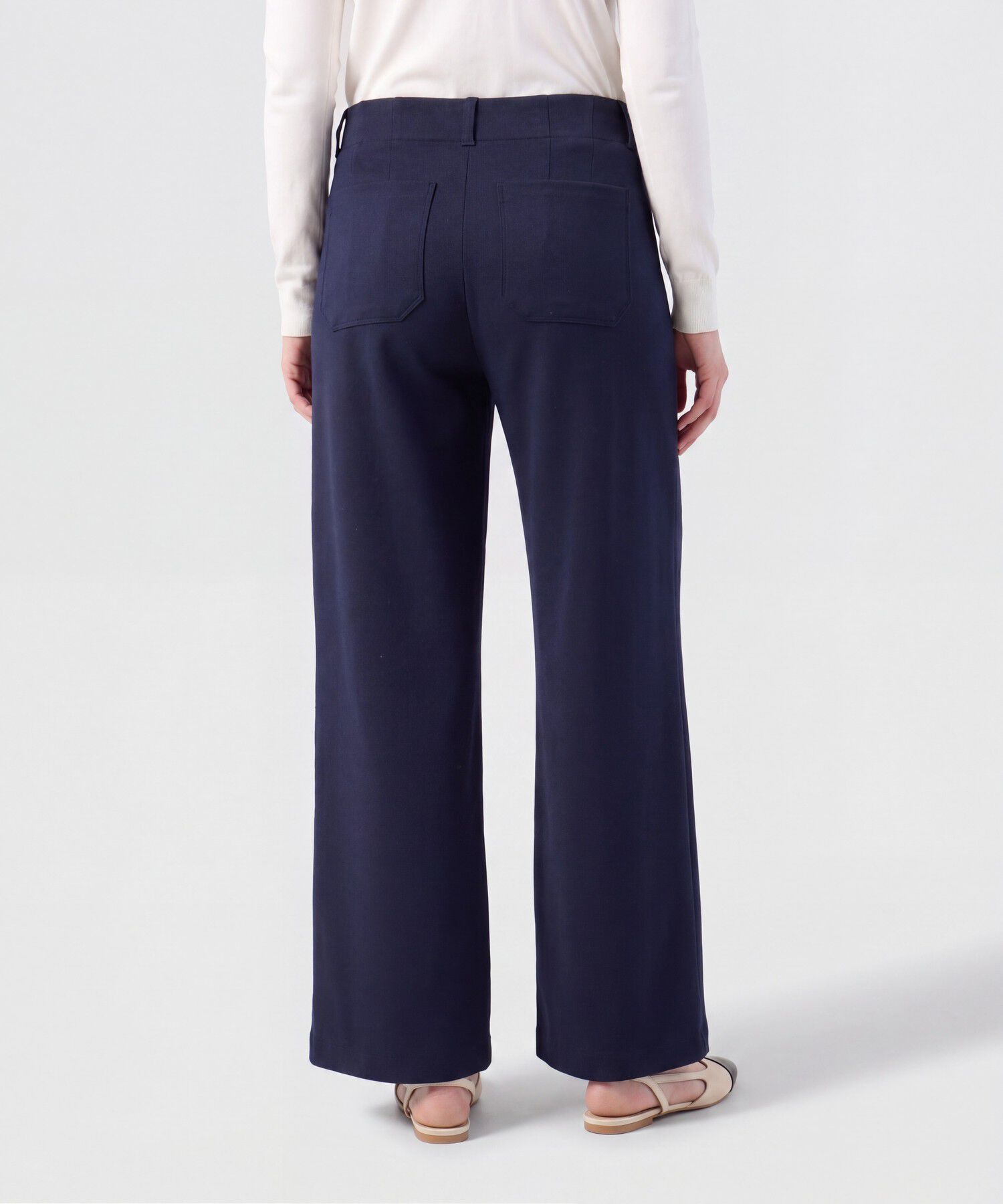Pantal&oacute;n Recto Con Bolsillos Parche Mujer