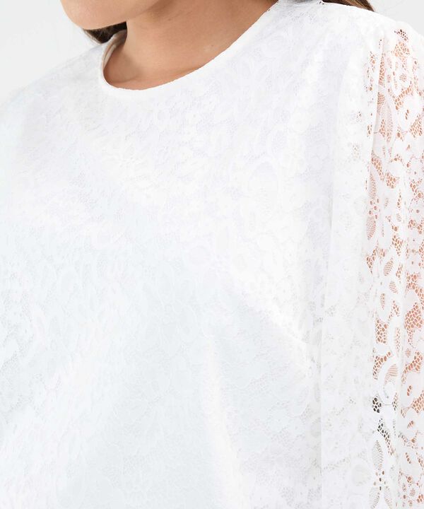 Blusa en Encaje image number null