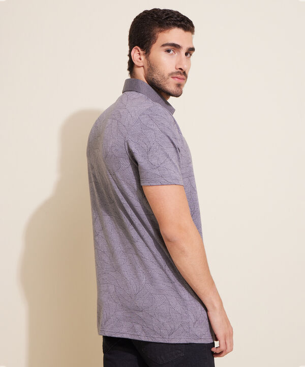 Polo Estampada Cuello Duro, Manga Corta Con Bolsillo Y Silueta Regular Fit