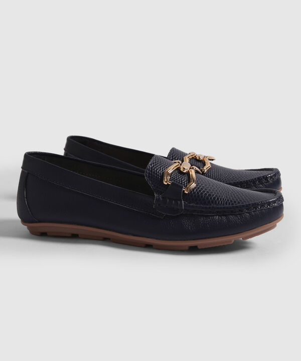 Mocasines image number null