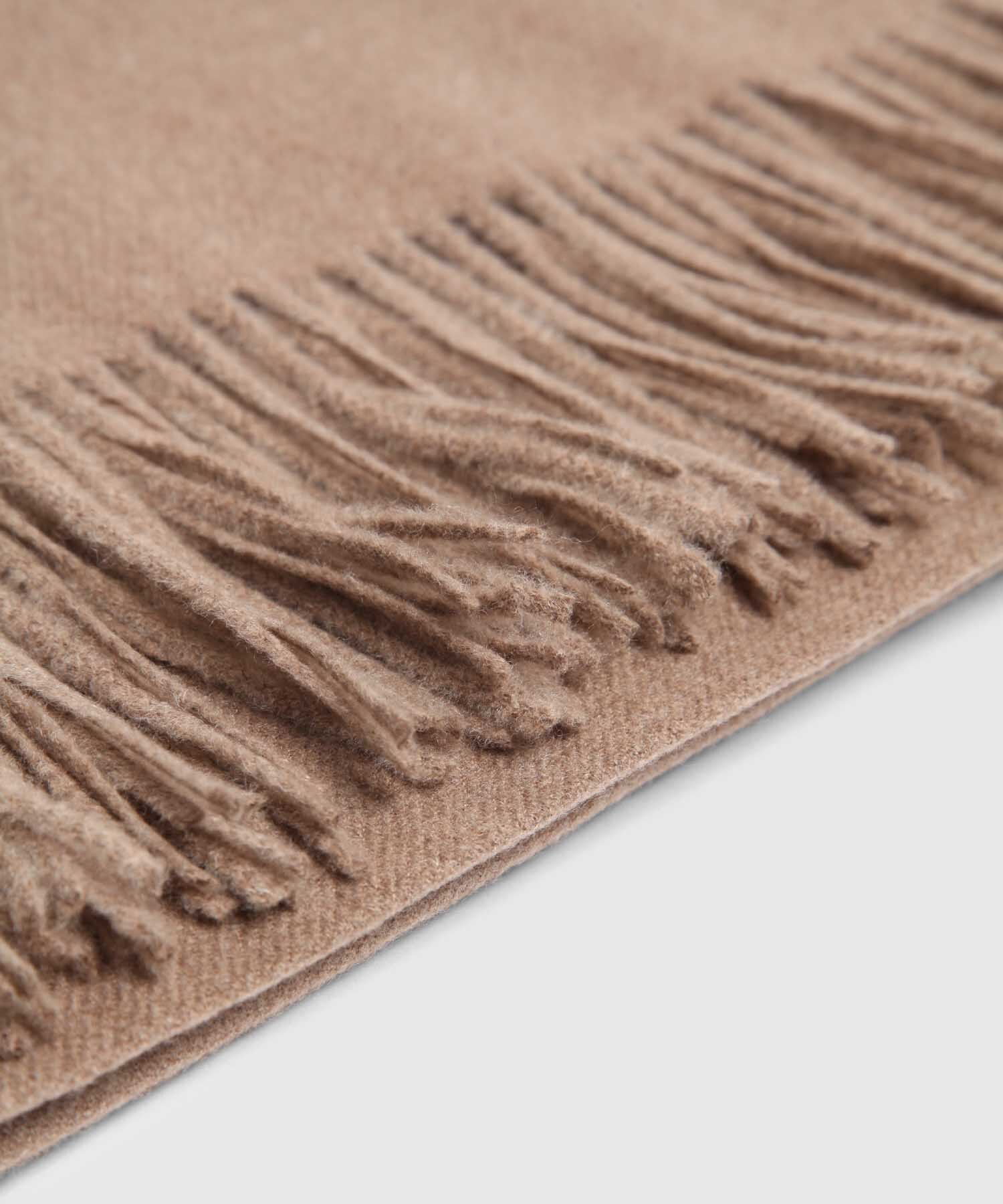 Bufanda Suave de Tejido Fino con Flecos Para Hombre