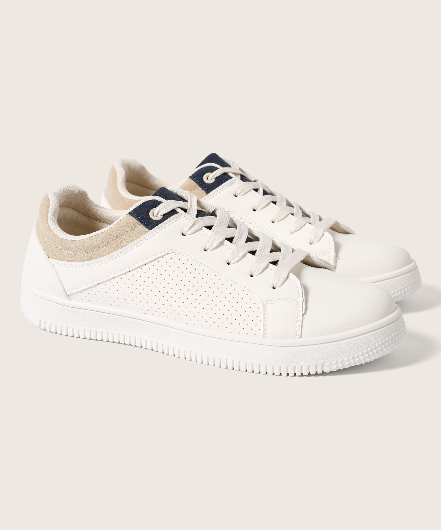 Tenis