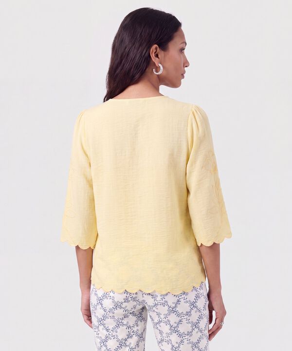 Blusa Bordada Con Botones Para Mujer