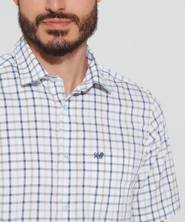 Camisa Manga Corta Cuadros Estampados Con Bolsillo image number null