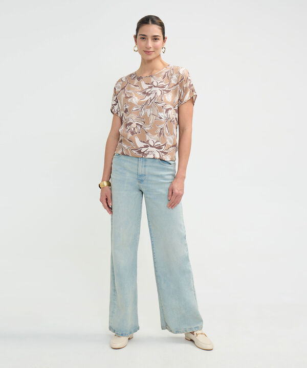 Blusa Estampado Floral image number null