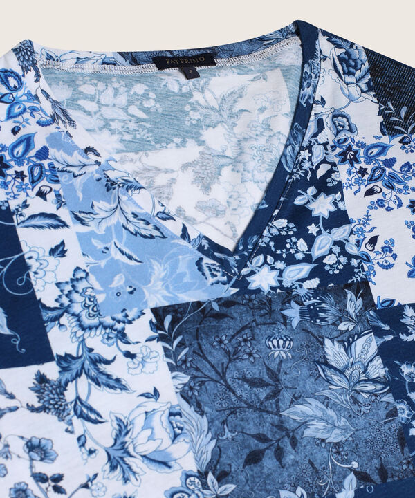 Camiseta Estampada cuello V
