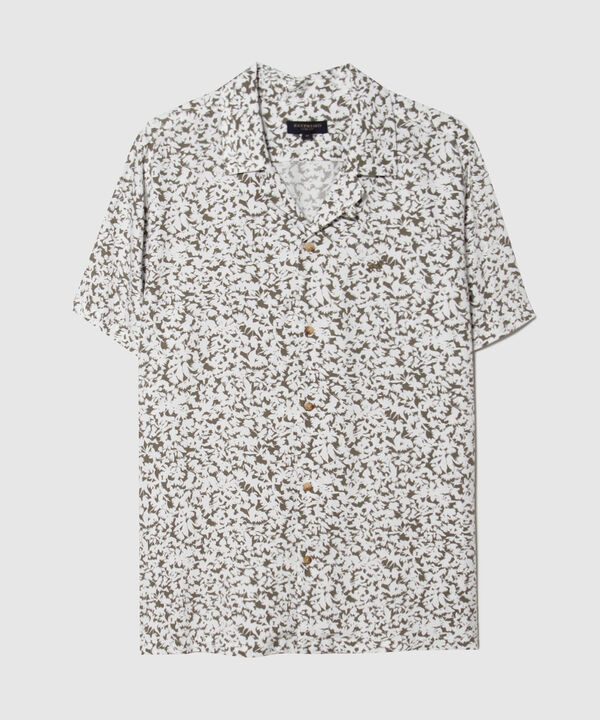 Camisa Cuello Resort Estampada Con Bordado En Frente