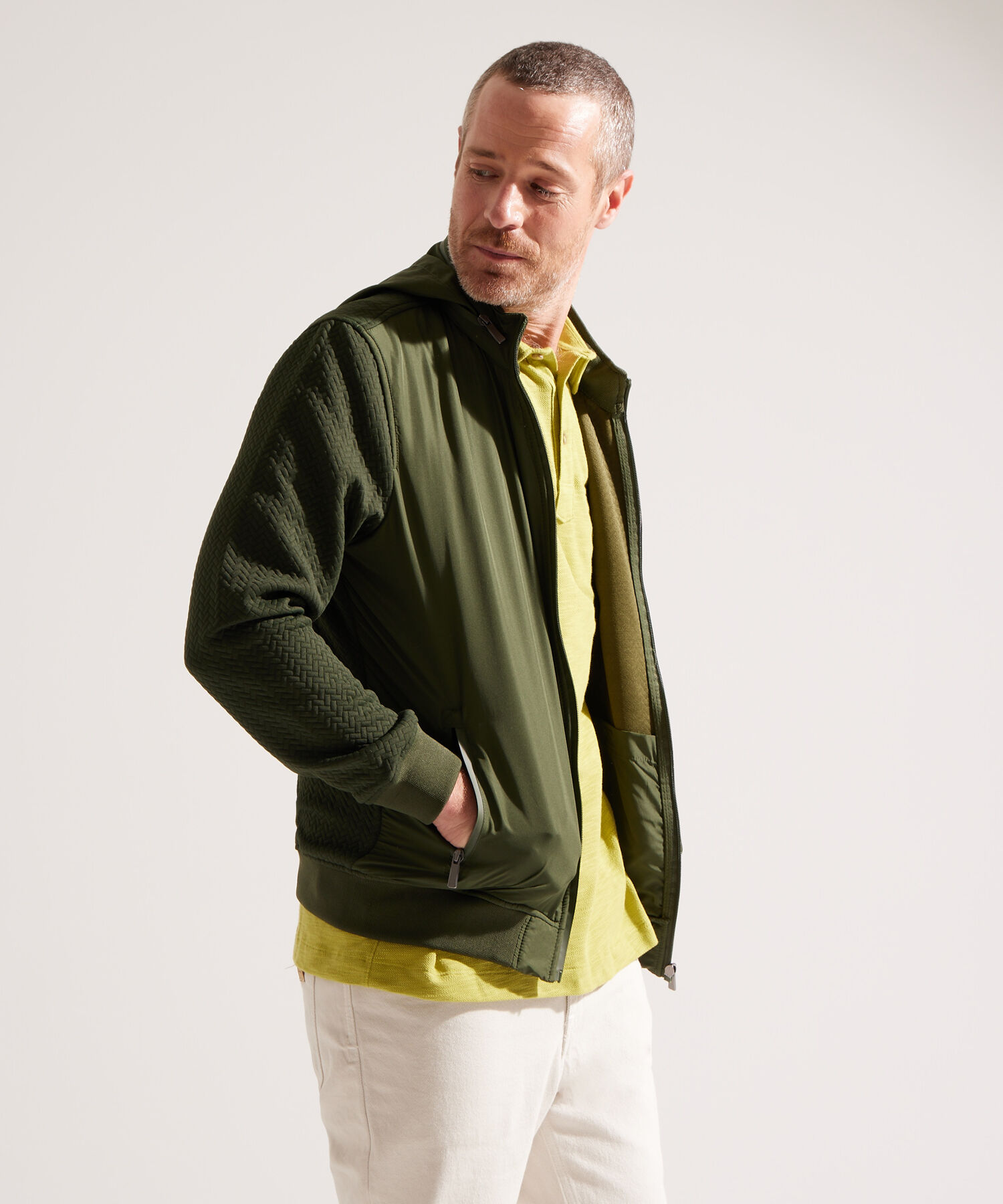 Chaqueta Ligera con Bolsillos