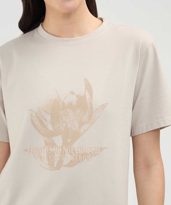 Camiseta Estampado Botánico image number null
