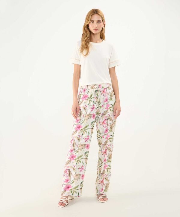 Pantalón Estampada en Efecto Lino image number null