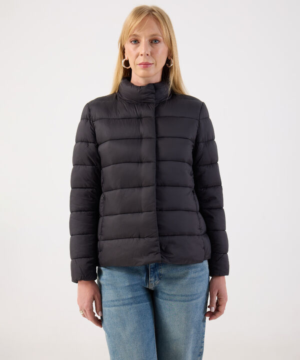 Chaqueta Acolchada de Cuello Alto image number null