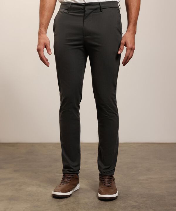 Pantalon Tipo Chino Unicolor  image number null