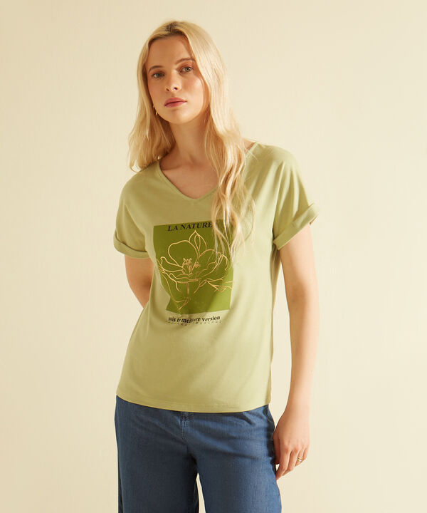 Camiseta Manga Rodada Con Screen En Frente