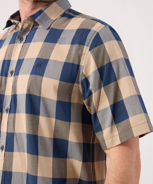 Camisa A Cuadros  image number null