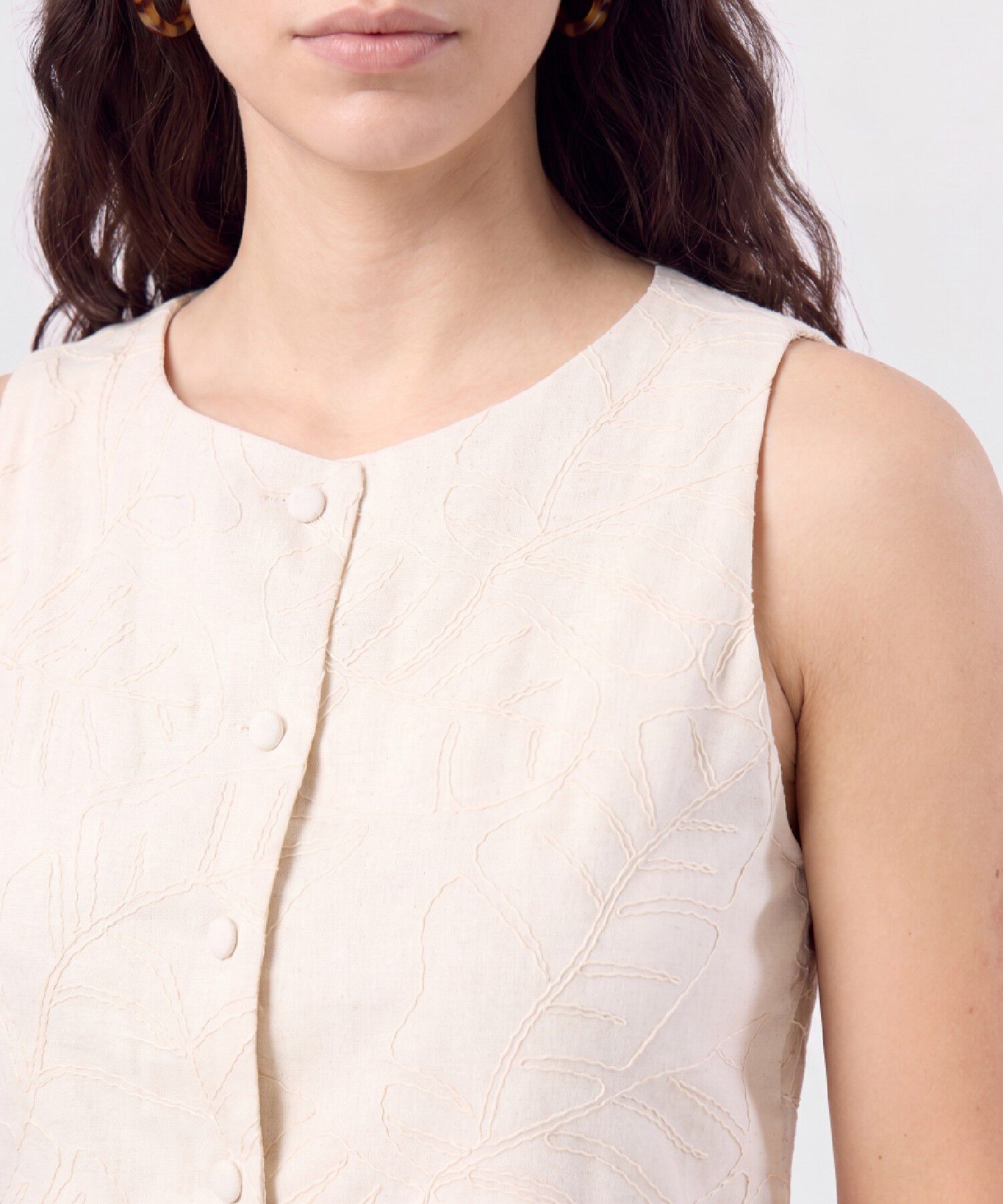 Blusa Chaleco Cortada en Pico Mujer