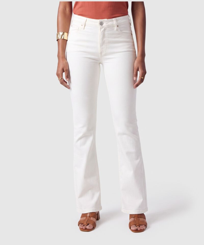 Jeans Bota Flare Silueta Ajustada Mujer