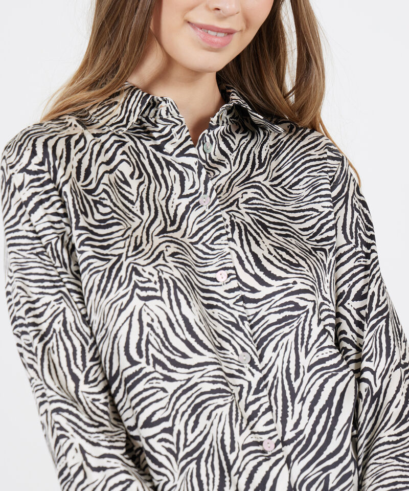 Camisa Estampada En Satín Manga Larga
