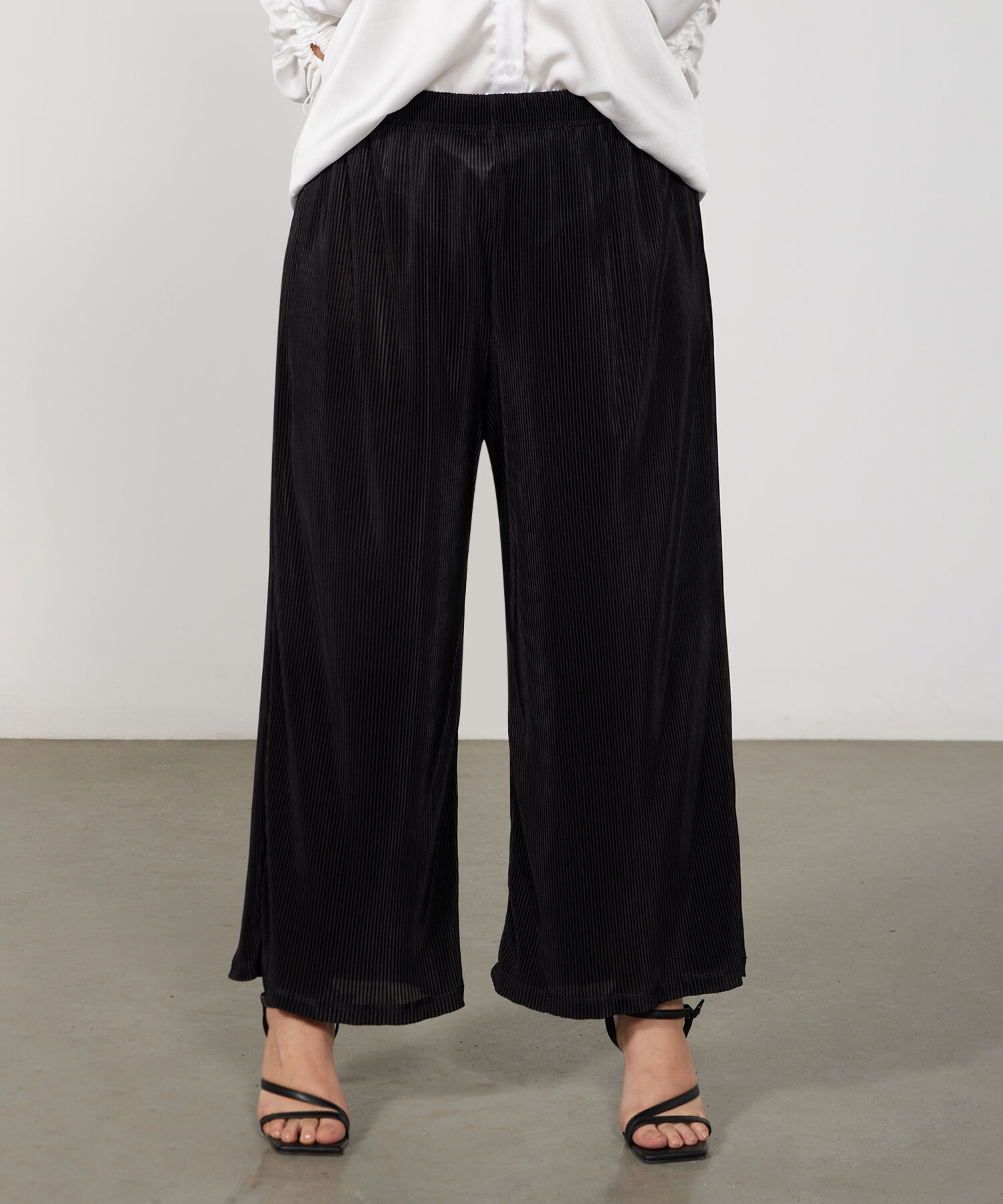 Pantalón Culotte En Tela Plisada