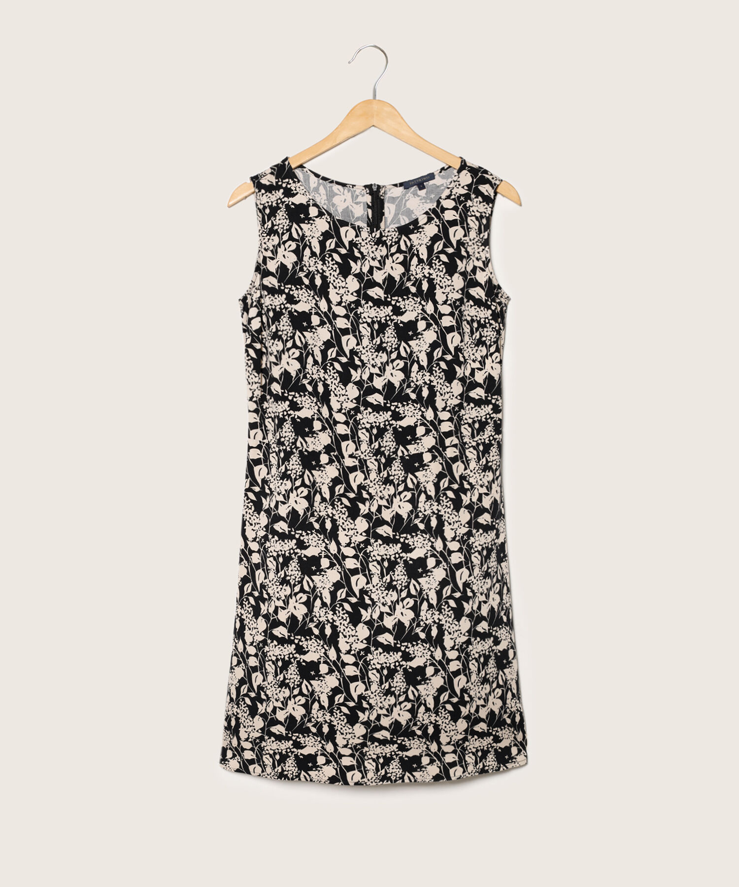 Vestido Estampado, Manga Sisa Con Cuello Redondo Y Corte En Cintura