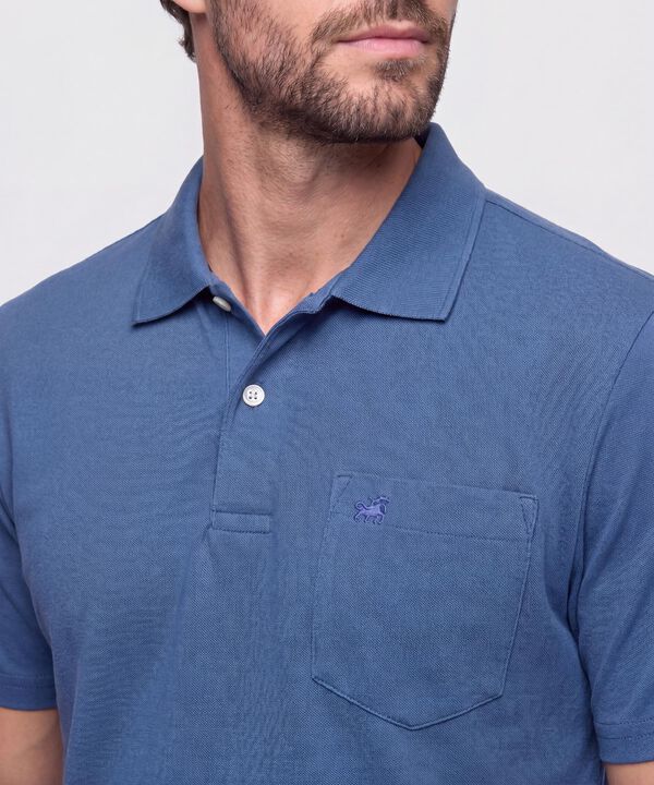 Polo Unicolor Con Bolsillo 