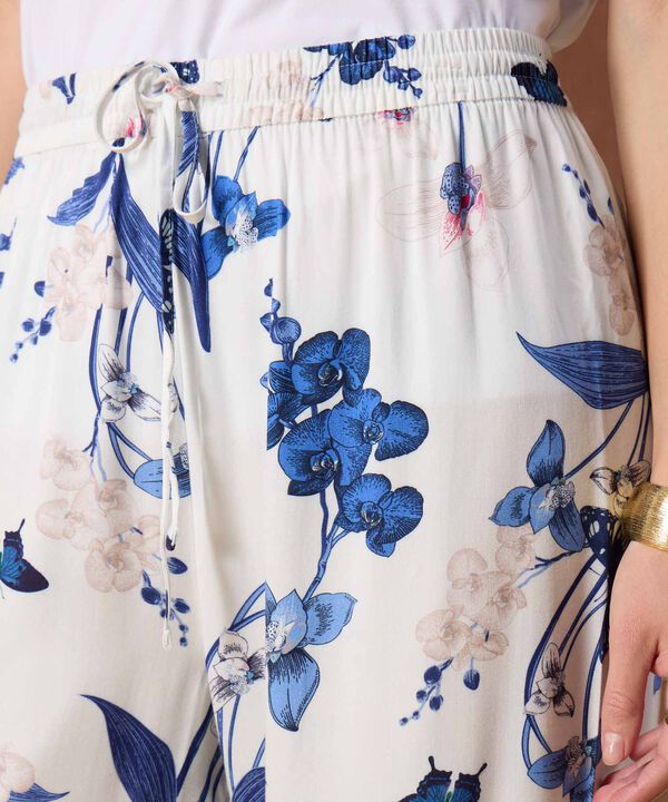 Pantalón Fluido con Estampado image number null