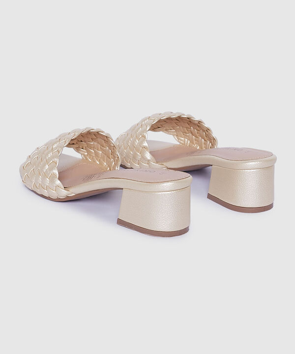 Sandalias Tejidas Metalizadas