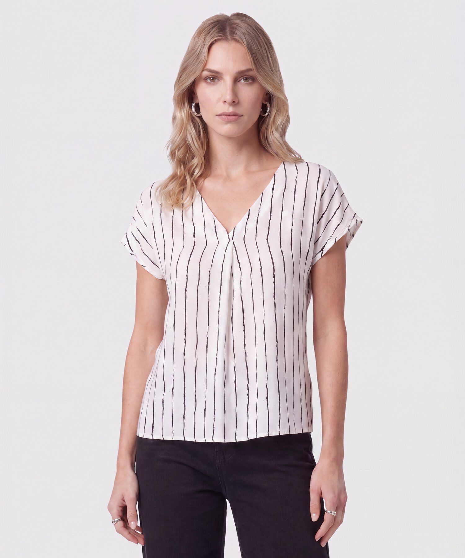 Blusa Manga Corrida Con Prense En Centro Frente