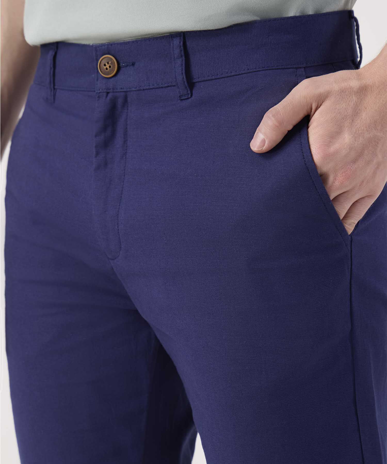 Pantalón Chino Bolsillos Diagonales