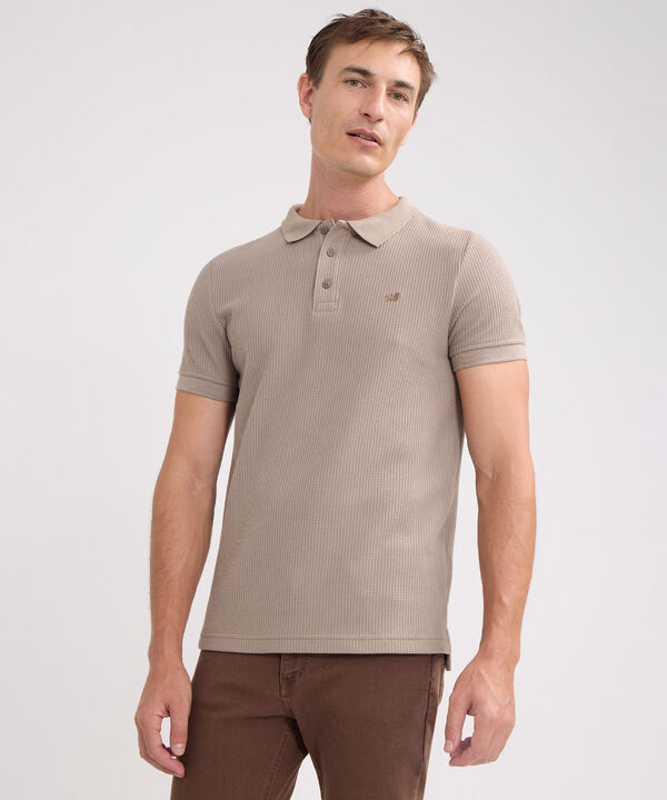 Polo Unicolor Con Textura, Cuello Y Puños Tejidos